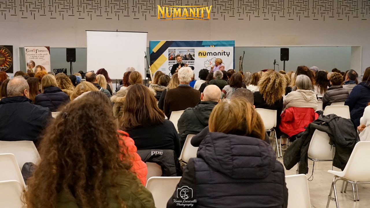 La Nuova Umanita ad Arezzo Fiere e Congressi Header